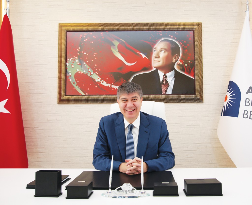 Menderes TÜREL Antalya Büyükşehir Belediye Başkanı