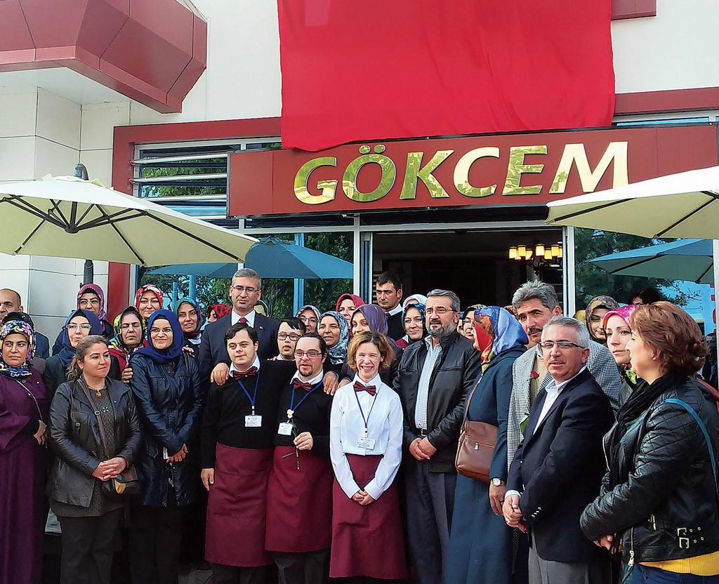 Gökcem Cafe & Restaurant