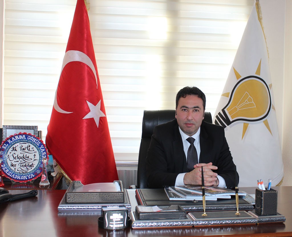 Ak Parti Selçuklu İlçe Başkanı Mustafa Hakan Özer